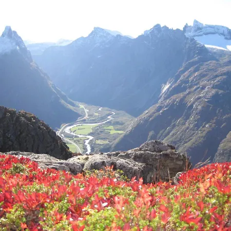 Trollveggen Lodge Andalsnes