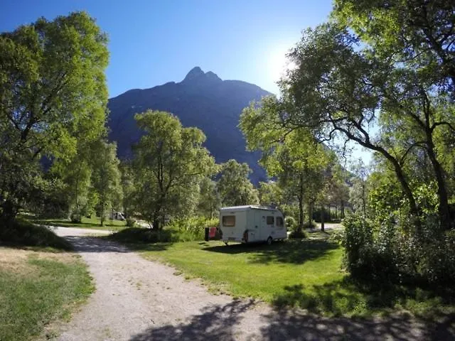 Domek letniskowy Trollveggen *